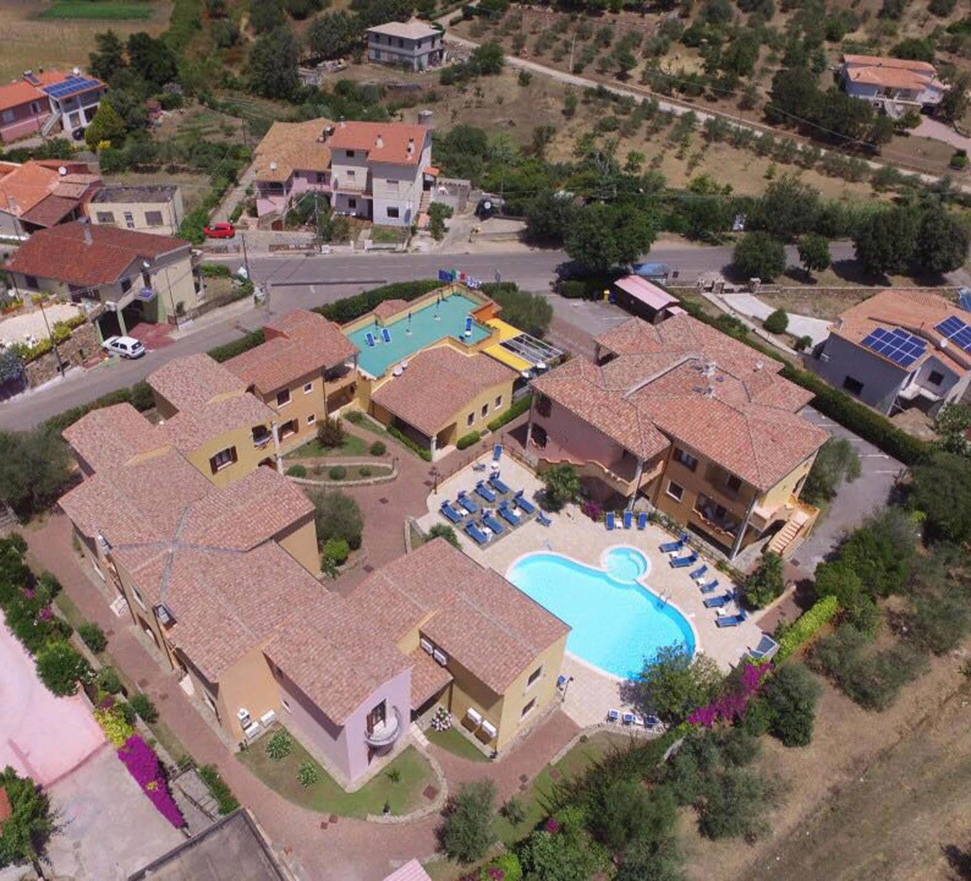 Residence Corte Dei Venti Budoni Exterior foto